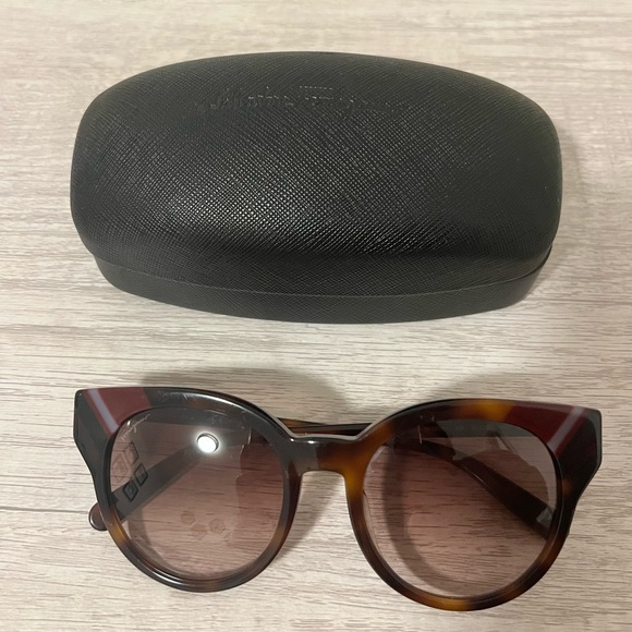 Salvatore Ferragamo Sunglasses - Picture 1 of 7